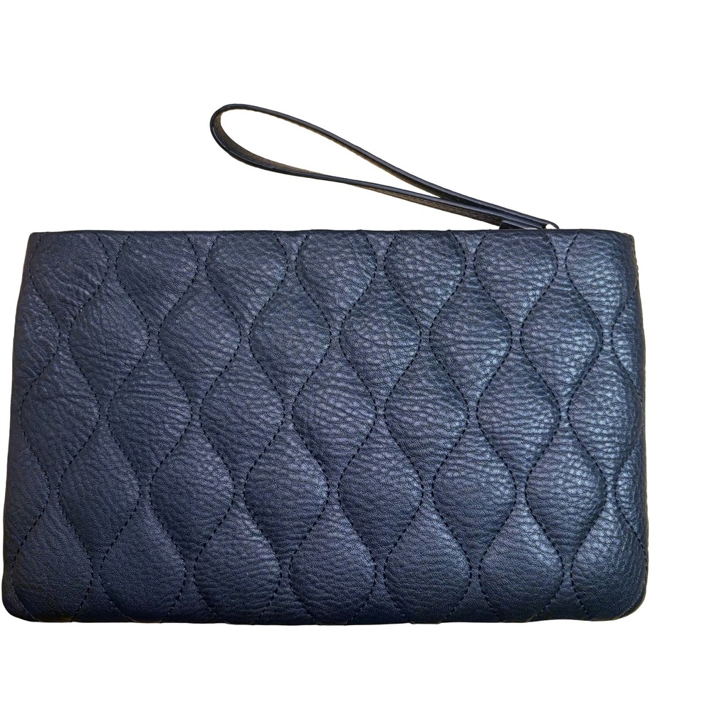 Vera Bradley Mia Black Quilted Genuine Leather Wristlet Clutch Floral Interior - Picture 2 of 9